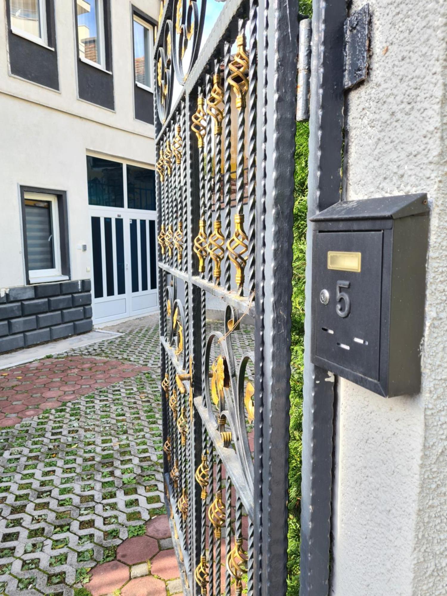 Citadela Suites - Free Parking 塞拉耶佛 外观 照片